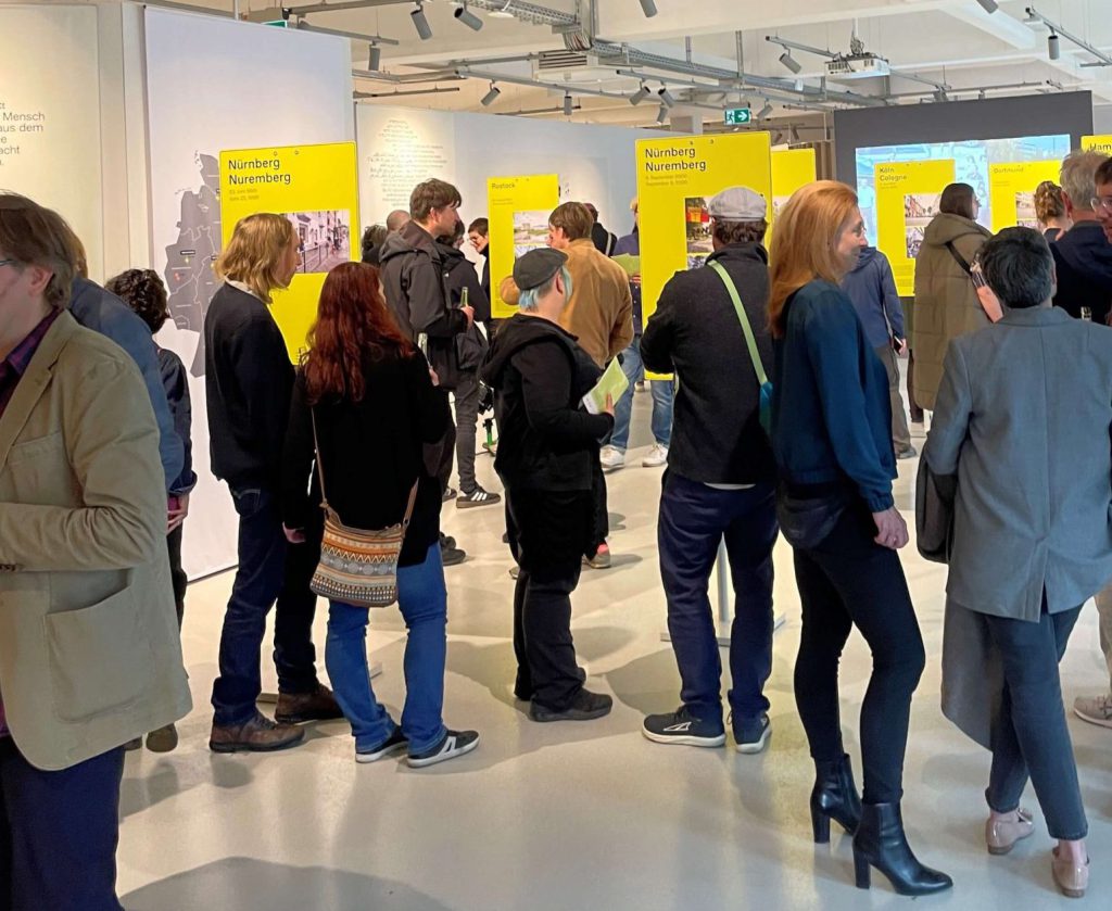 Aufnahme im NSU-Dokuzentrum in Chemnitz am Eröffnungstag Copyright: Menschenrechtsbüro / Stadt Nürnberg